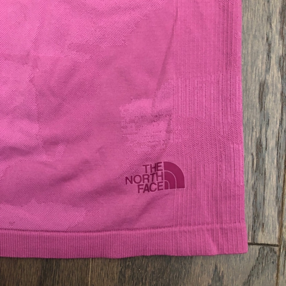 The North Face Seamless Short Sleeve Tee Flashdry - Picture 2 of 7